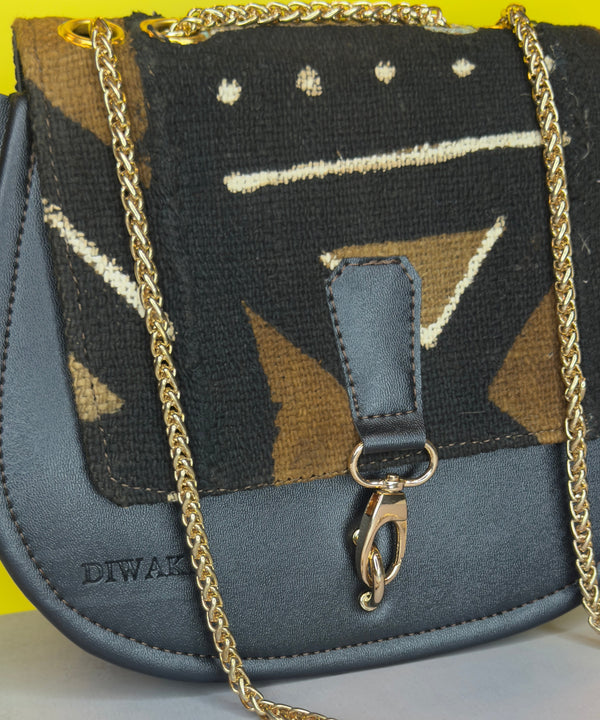 DiwaKi Bogolan Royale Chain Bag – African Mudcloth Leather Shoulder Bag with Gold Chain