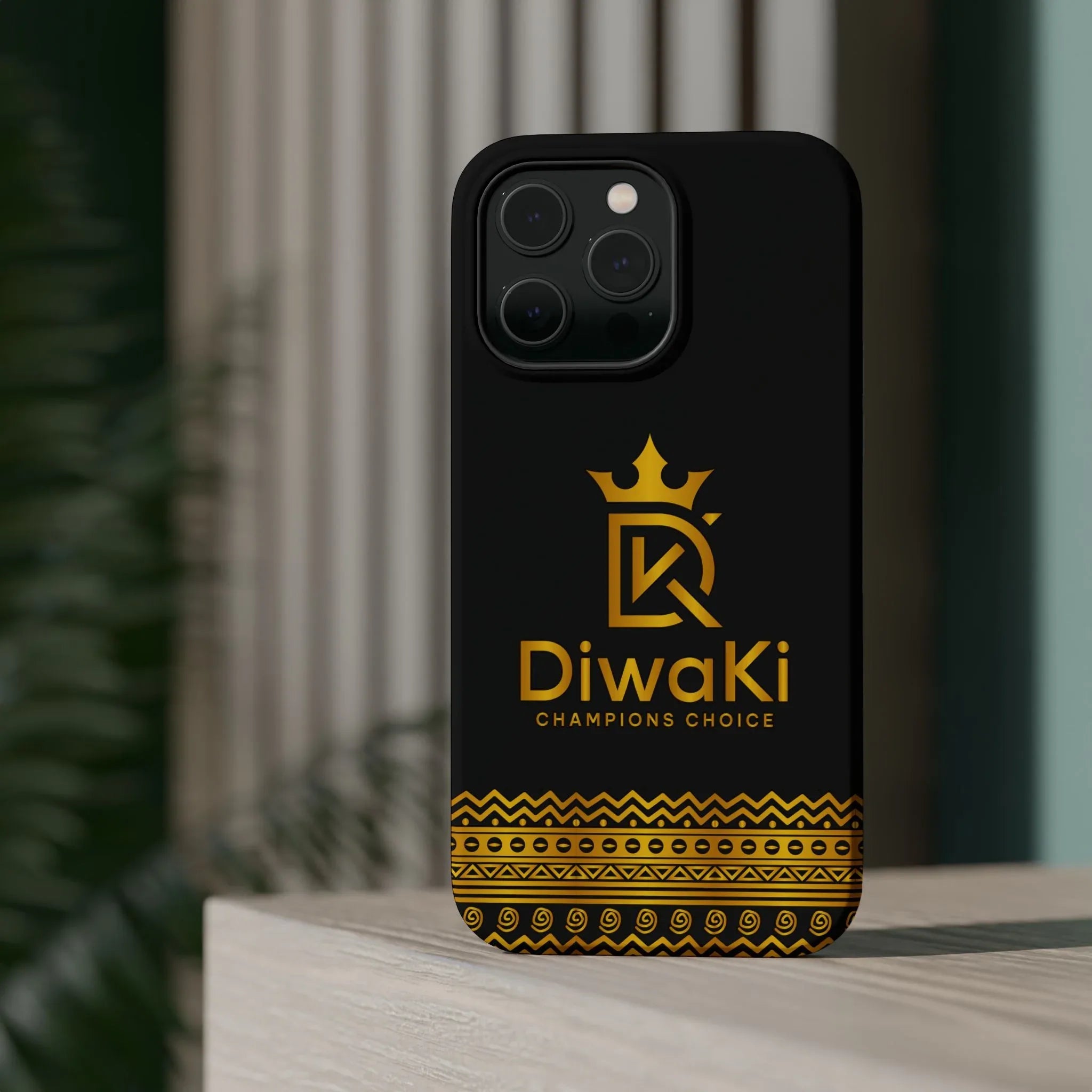 Magnetic Tough Cases - DiwaKi