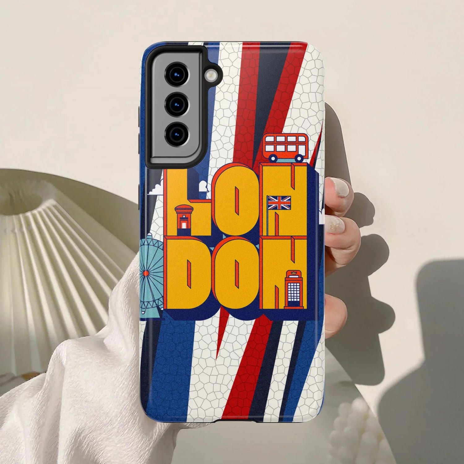 London Graphic Tough Phone Case – Retro Union Jack Travel Design - DiwaKi