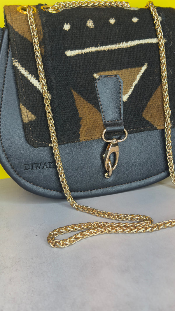 DiwaKi Bogolan Royale Chain Bag – African Mudcloth Leather Shoulder Bag with Gold Chain